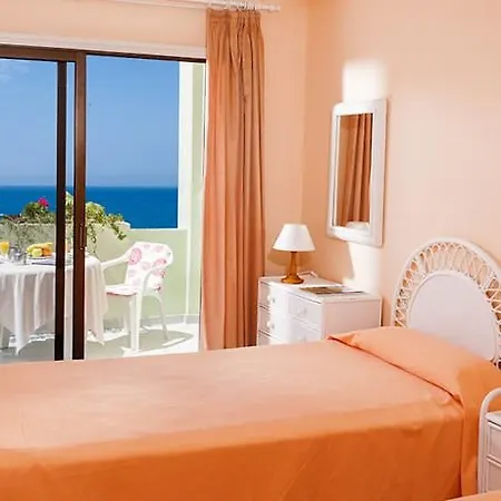 Bahia Playa 3*