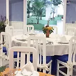 Bahia Playa Aparthotel