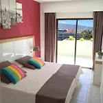 Bahia Playa Aparthotel 3*