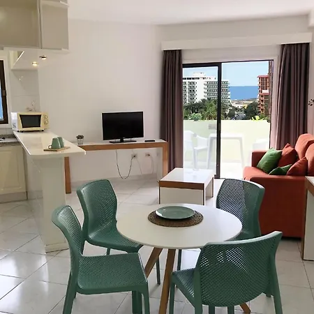 Bahia Playa Aparthotel 3*