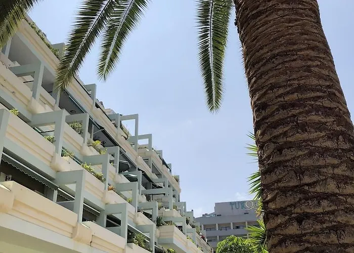 Bahia Playa 아파트호텔