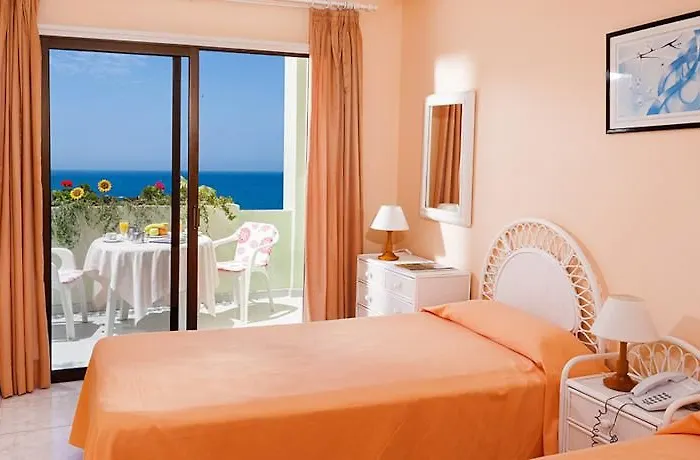 Bahia Playa 3*