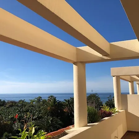 Bahia Playa Aparthotel 3*