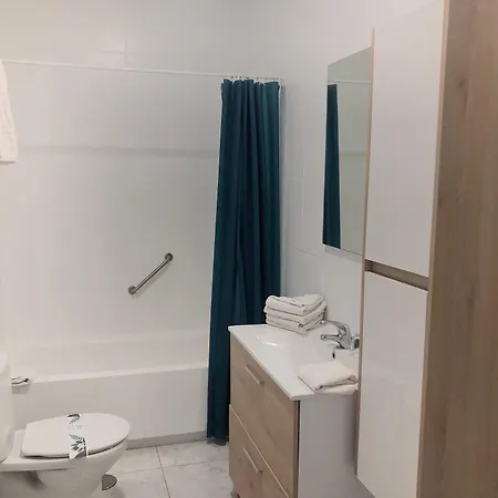 Bahia Playa Aparthotel 3*