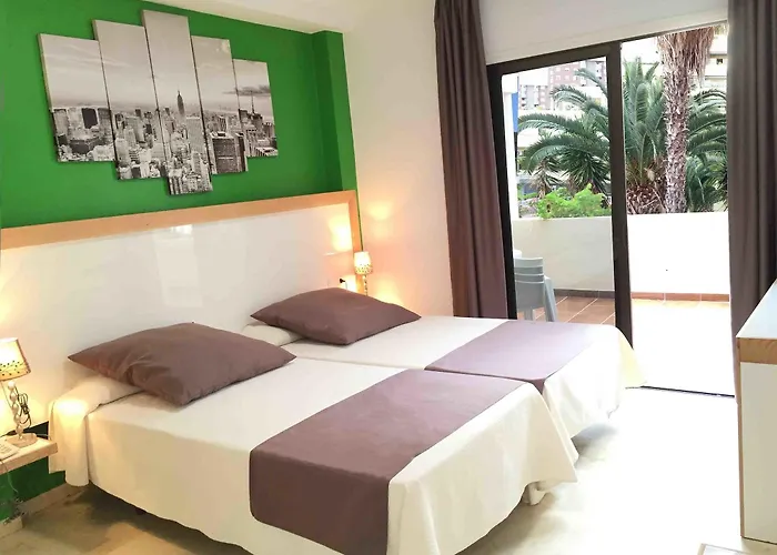 Aparthotel Bahia Playa 3*